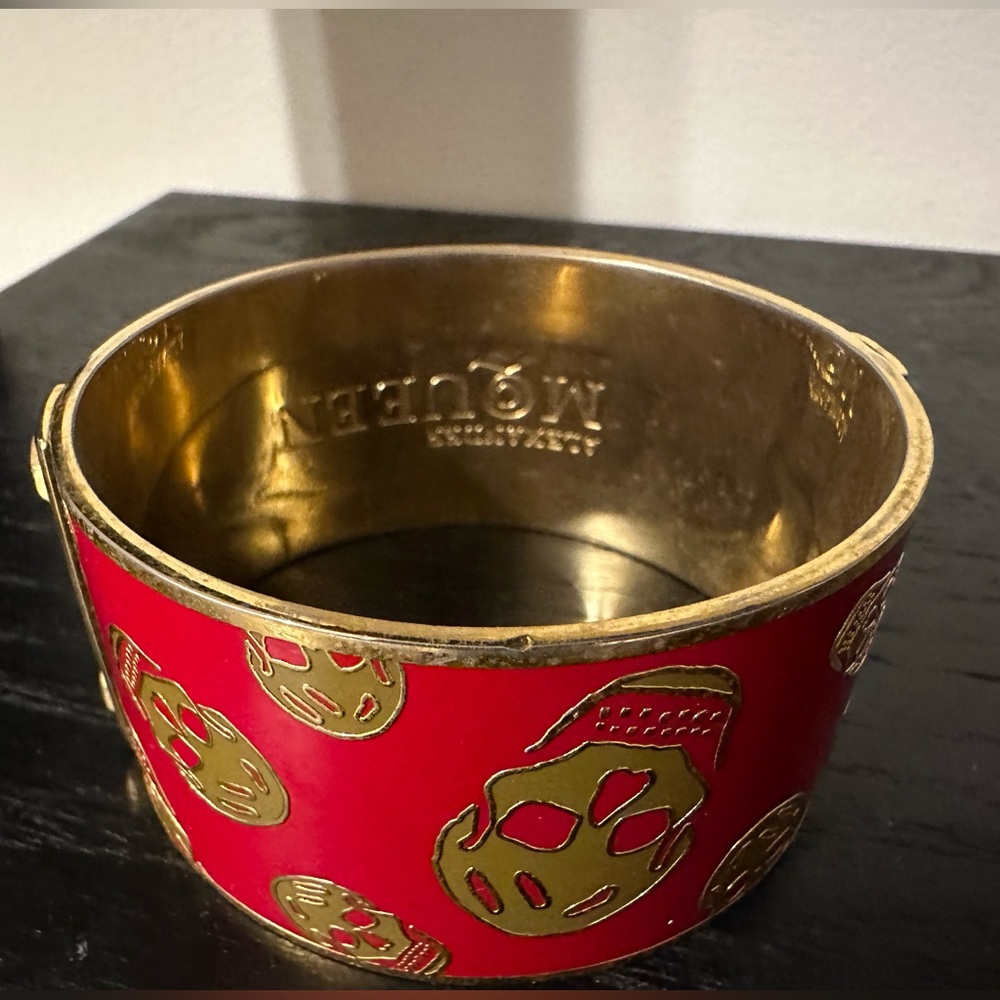 Enamel Alexander McQueen red skull wide bracelet